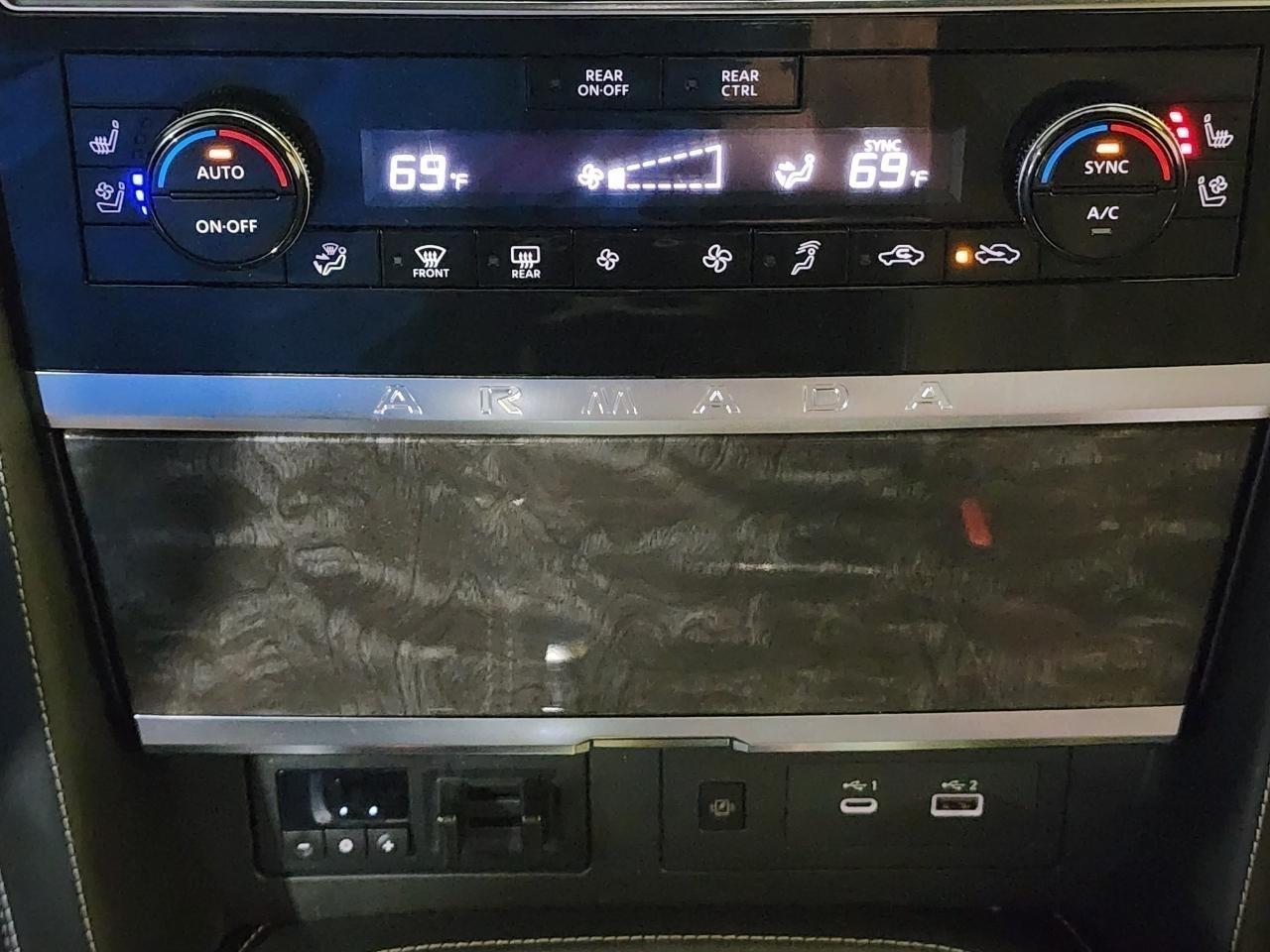 Nissan Armada  2021