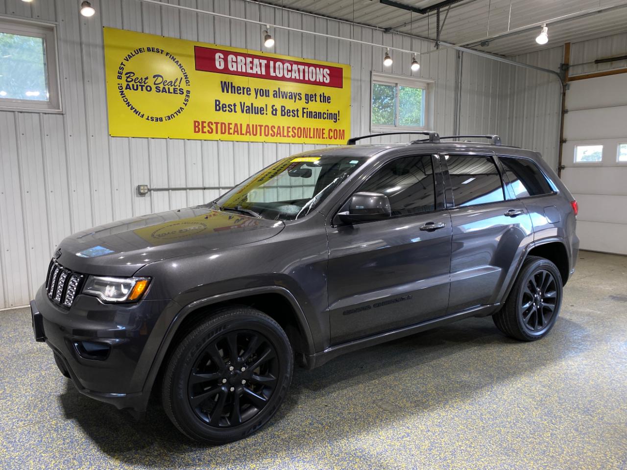 2020 Jeep Grand Cherokee Laredo 4WD