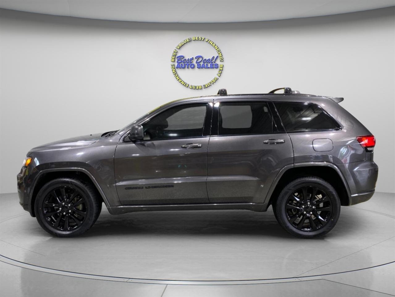 Jeep Grand Cherokee Laredo 4x4 2020
