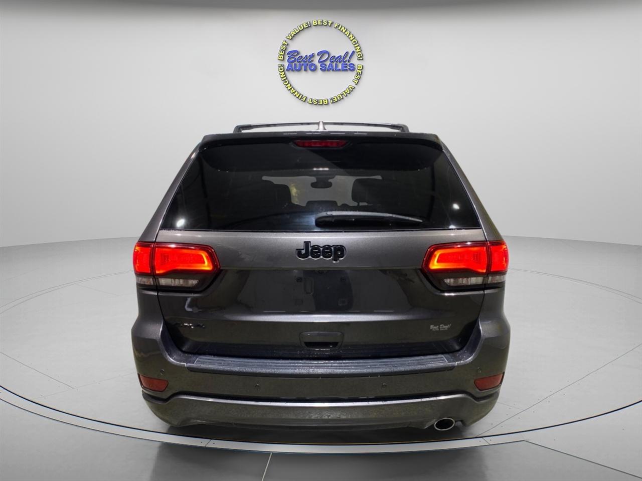 Jeep Grand Cherokee Laredo 4x4 2020