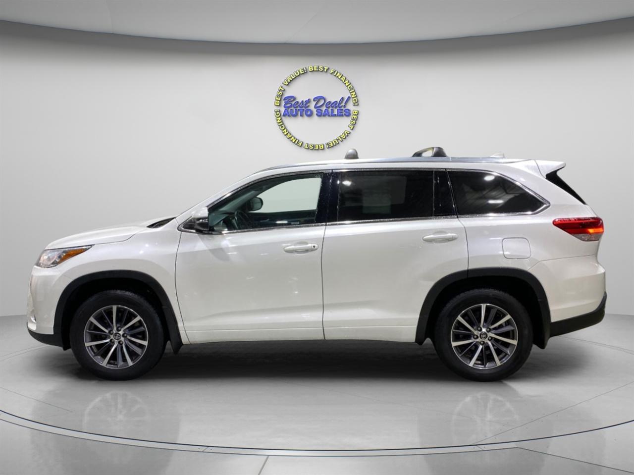 Toyota Highlander AWD 4dr V6 XLE (Natl) 2018