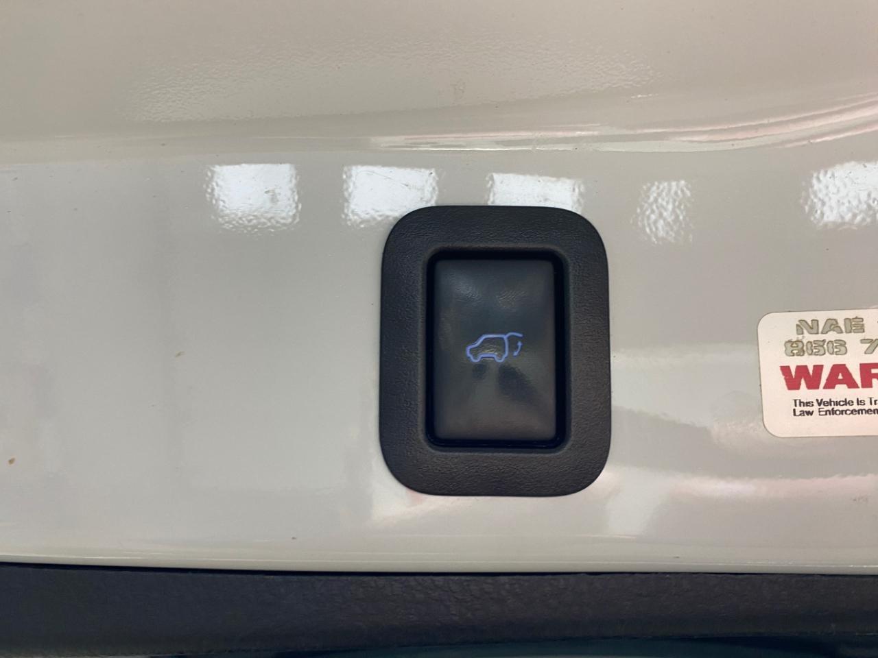 Toyota Highlander AWD 4dr V6 XLE (Natl) 2018