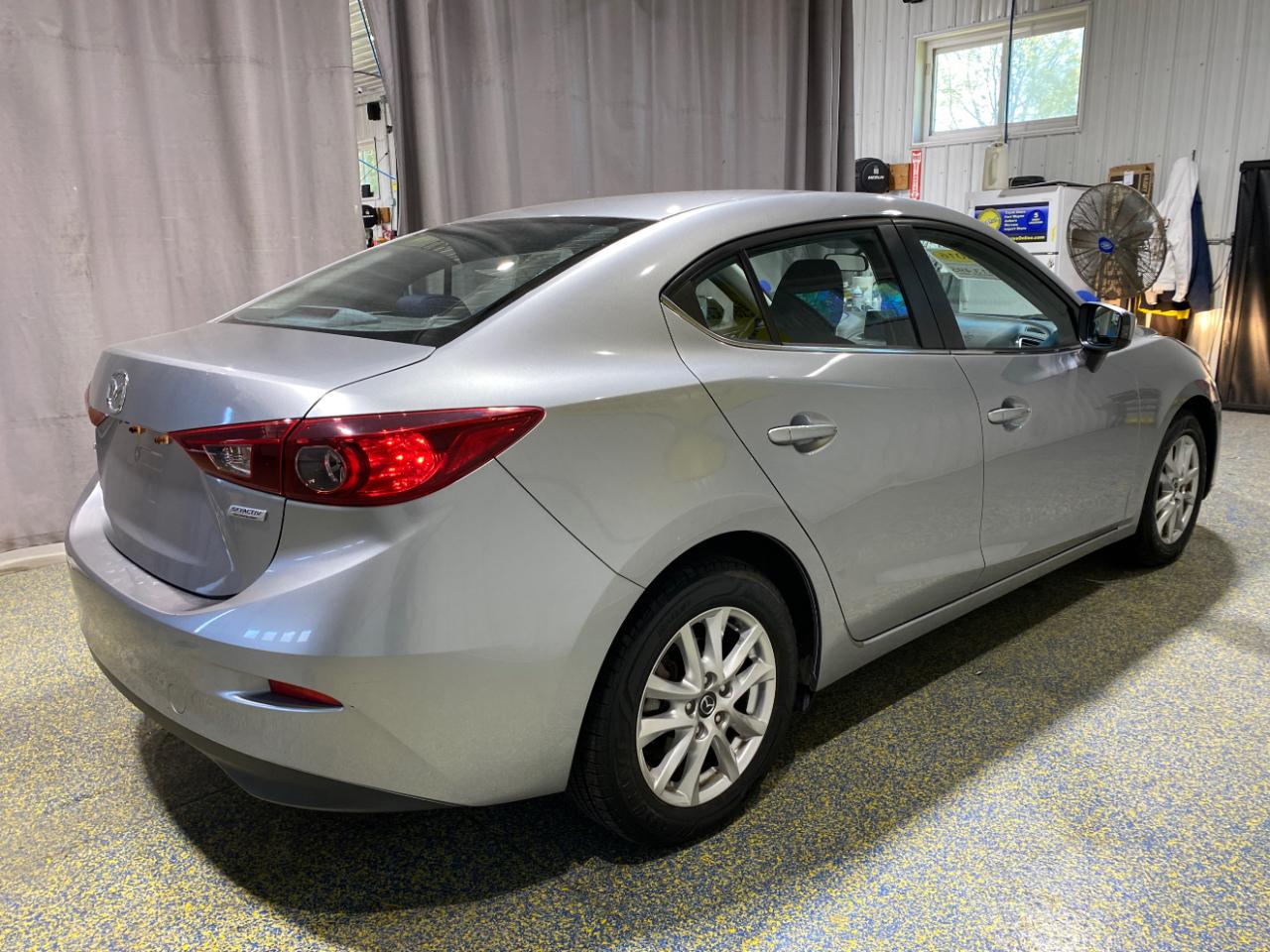 Mazda MAZDA3 i Sport AT 4-Door 2016