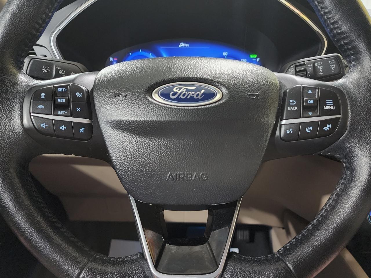 Ford Escape Hybrid  2020