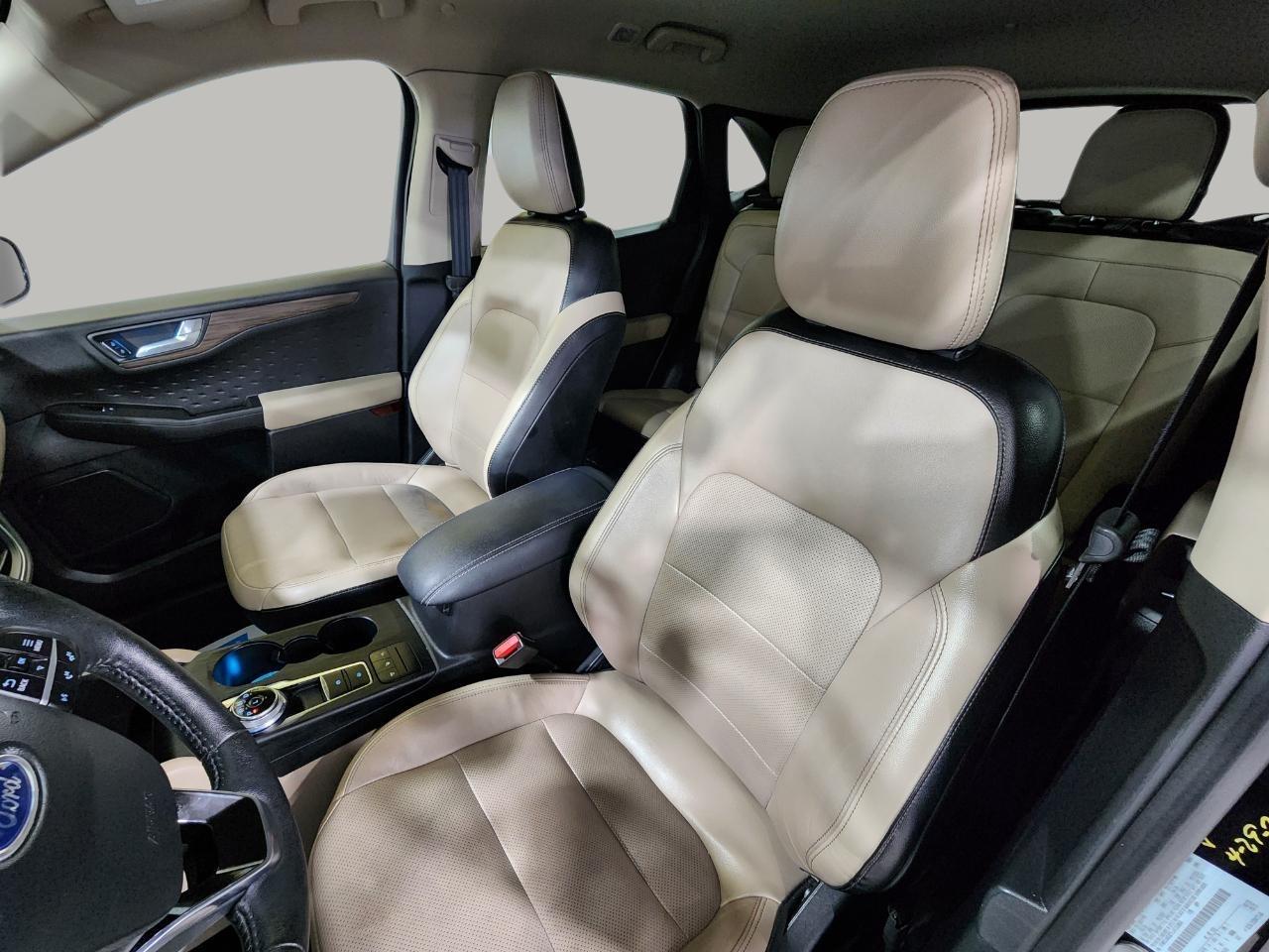 Ford Escape Hybrid  2020