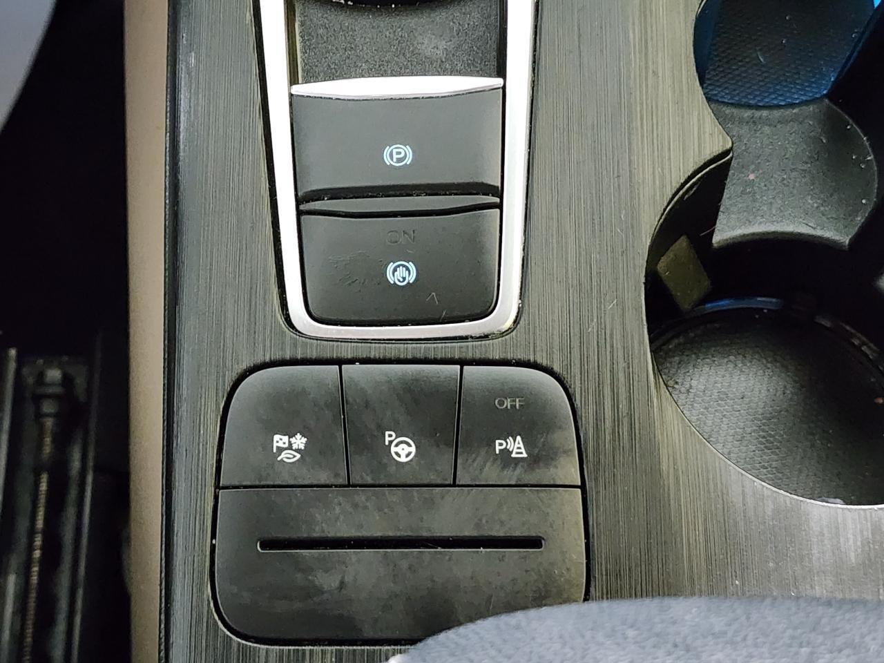 Ford Escape Hybrid  2020
