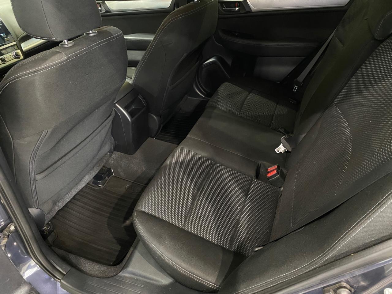 Subaru Outback 4dr Wgn 2.5i Premium PZEV 2017