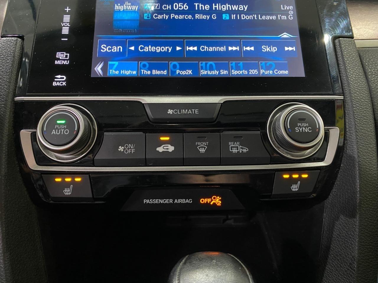 Honda Civic Sedan 4dr CVT Touring 2016