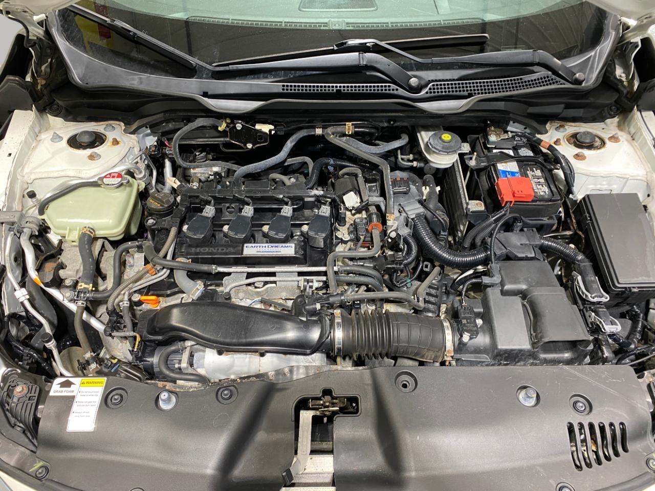 Honda Civic Sedan 4dr CVT Touring 2016
