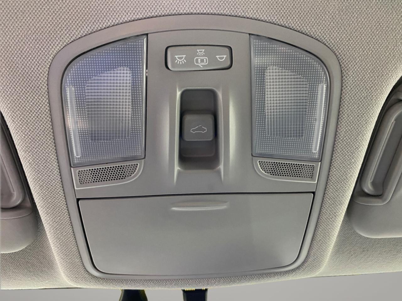 Hyundai Elantra 4dr Sdn Auto Value Edition (Alabama Plant) 2018