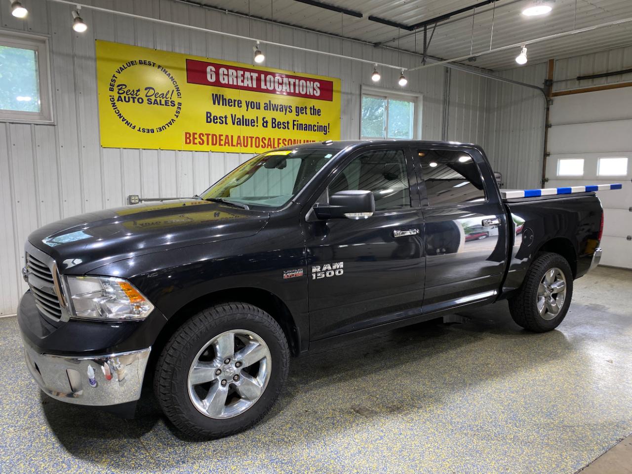 2015 RAM 1500 Big Horn Crew Cab 5.5 ft Bed  4WD