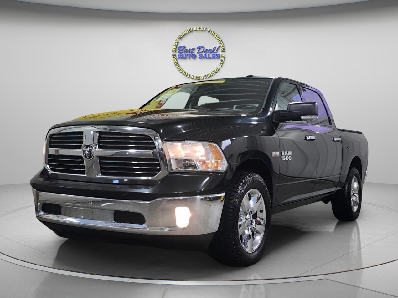 2015 RAM 1500 Big Horn Crew Cab 5.5 ft Bed  4WD
