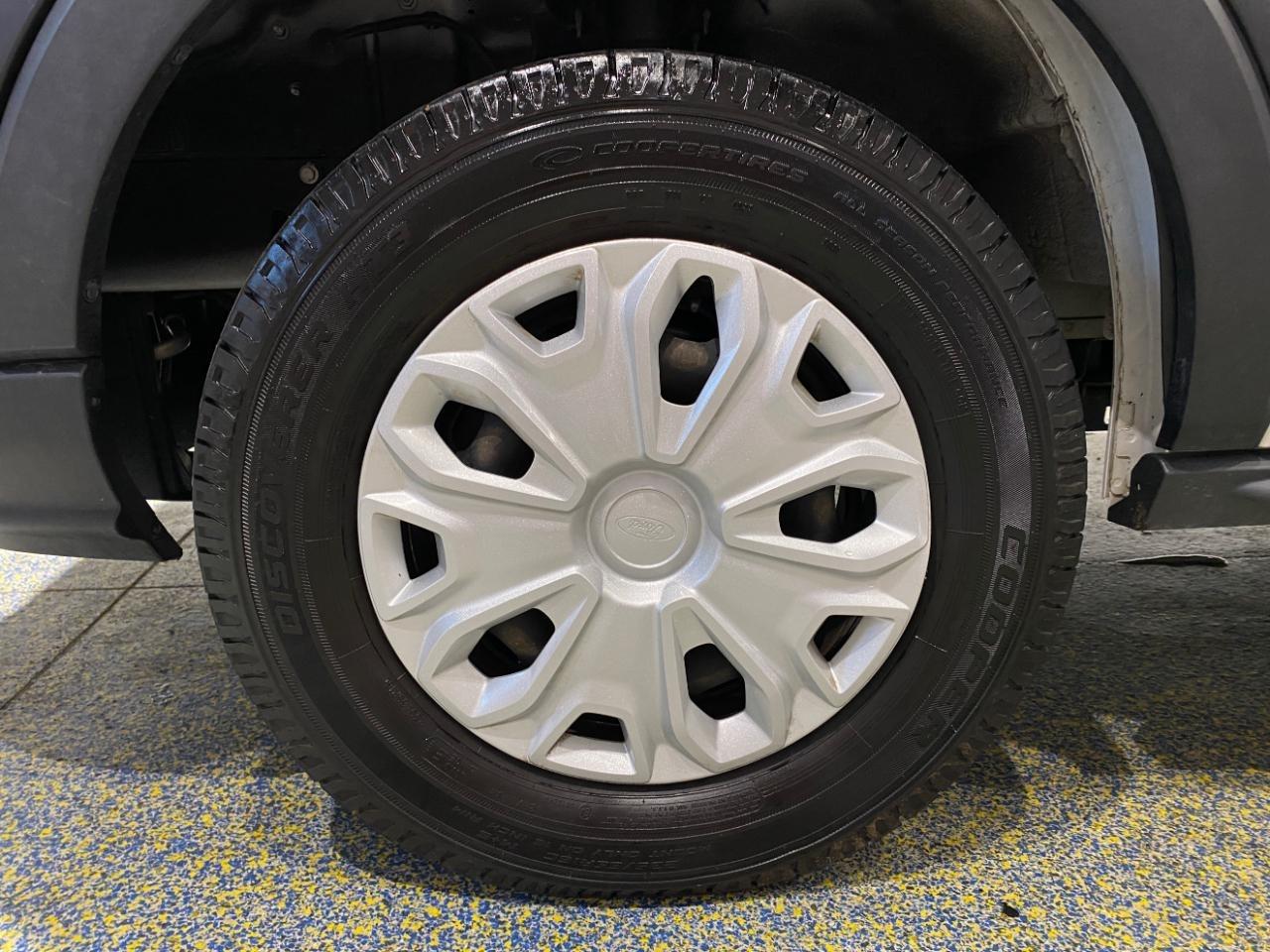 Ford Transit 250 Van Low Roof 60/40 Pass.130-in. WB 2019