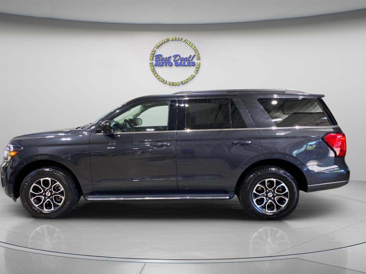 Ford Expedition XLT 4WD 2022