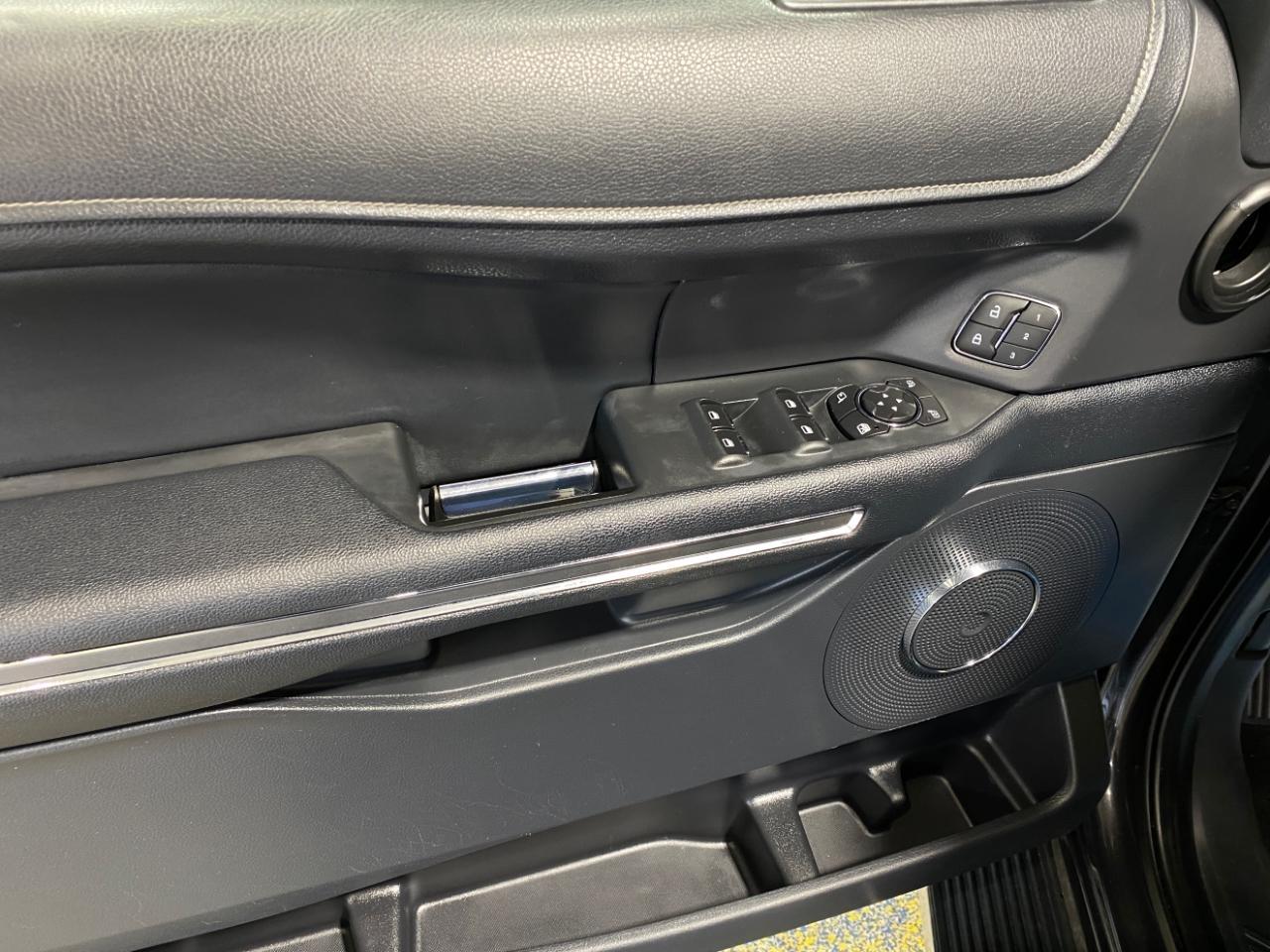 Ford Expedition XLT 4WD 2022