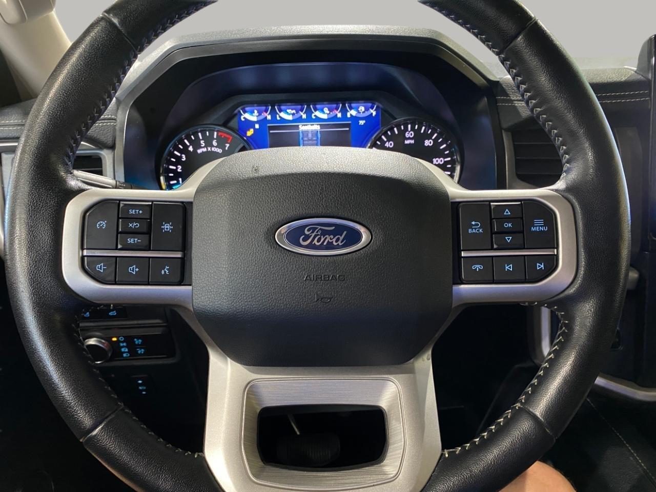 Ford Expedition XLT 4WD 2022