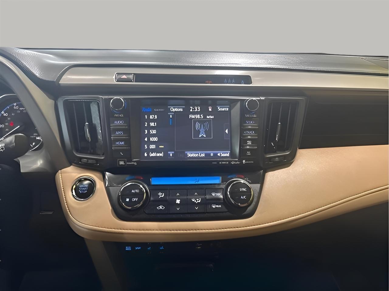 Toyota RAV4 Limited AWD 2018