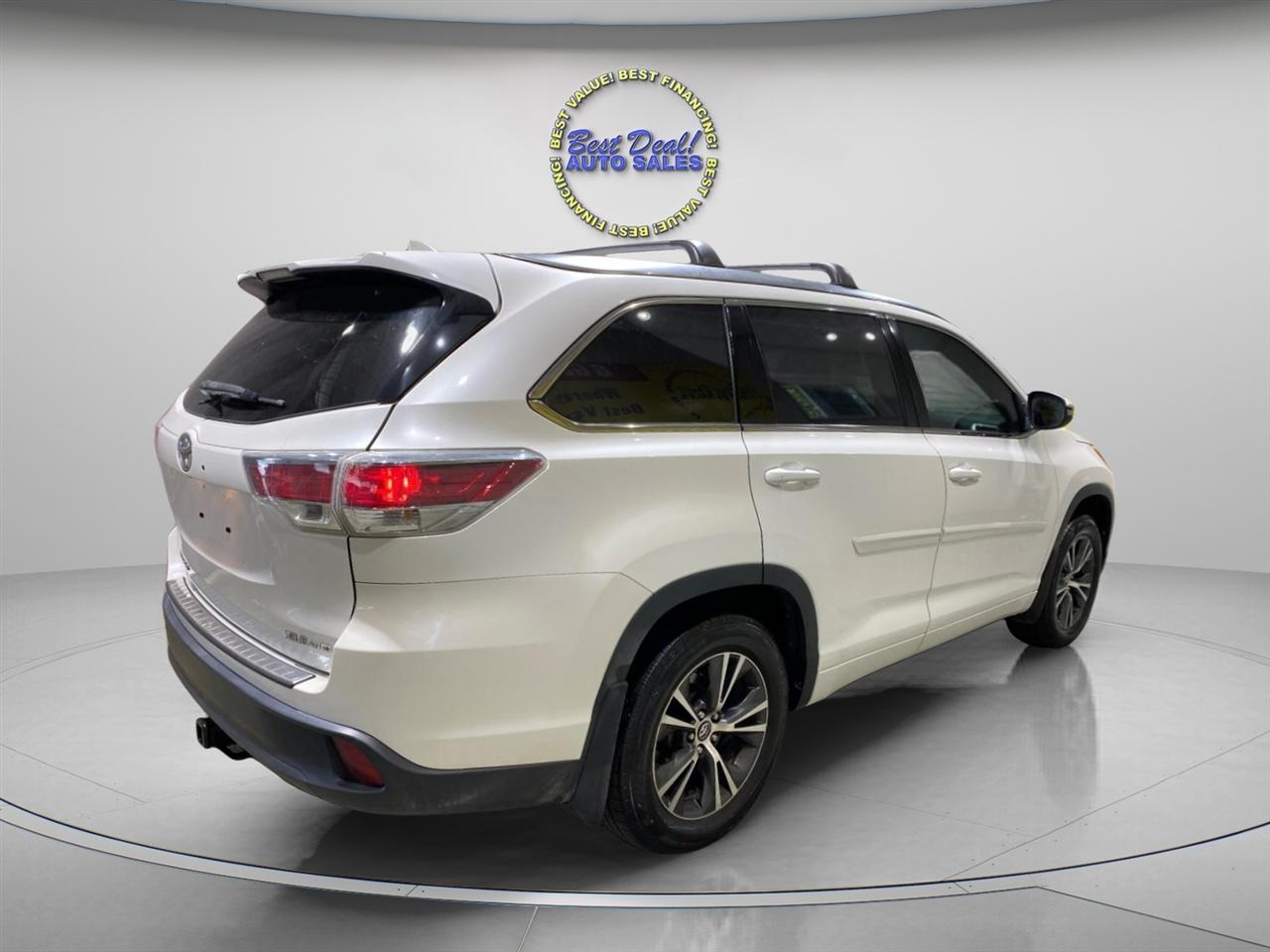 Toyota Highlander XLE AWD V6 2016