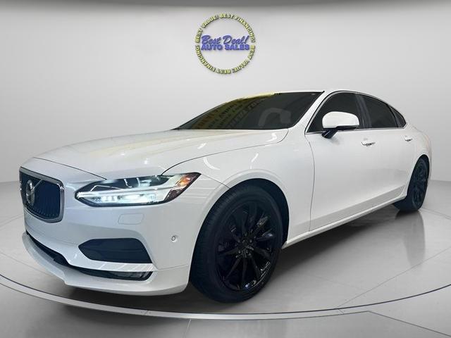 White 2018 Volvo S90 T6 Momentum AWD Sedan All-Wheel Drive Automatic