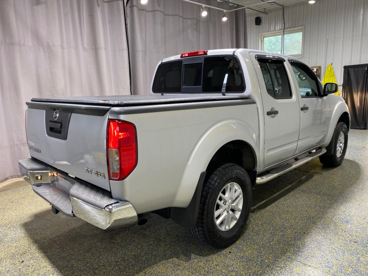 Nissan Frontier SL Crew Cab 5AT 4WD 2018