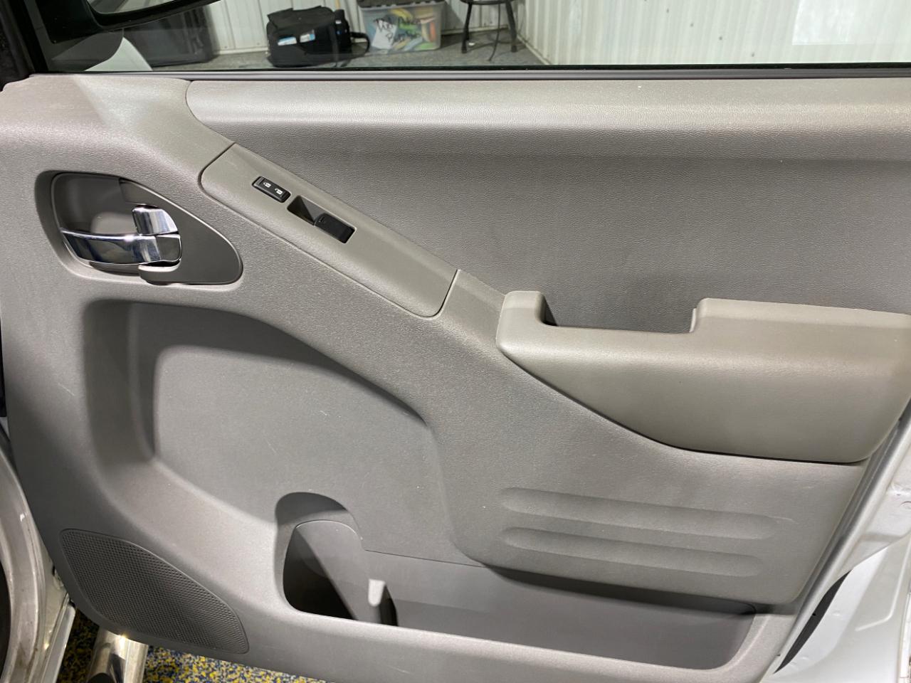 Nissan Frontier SL Crew Cab 5AT 4WD 2018