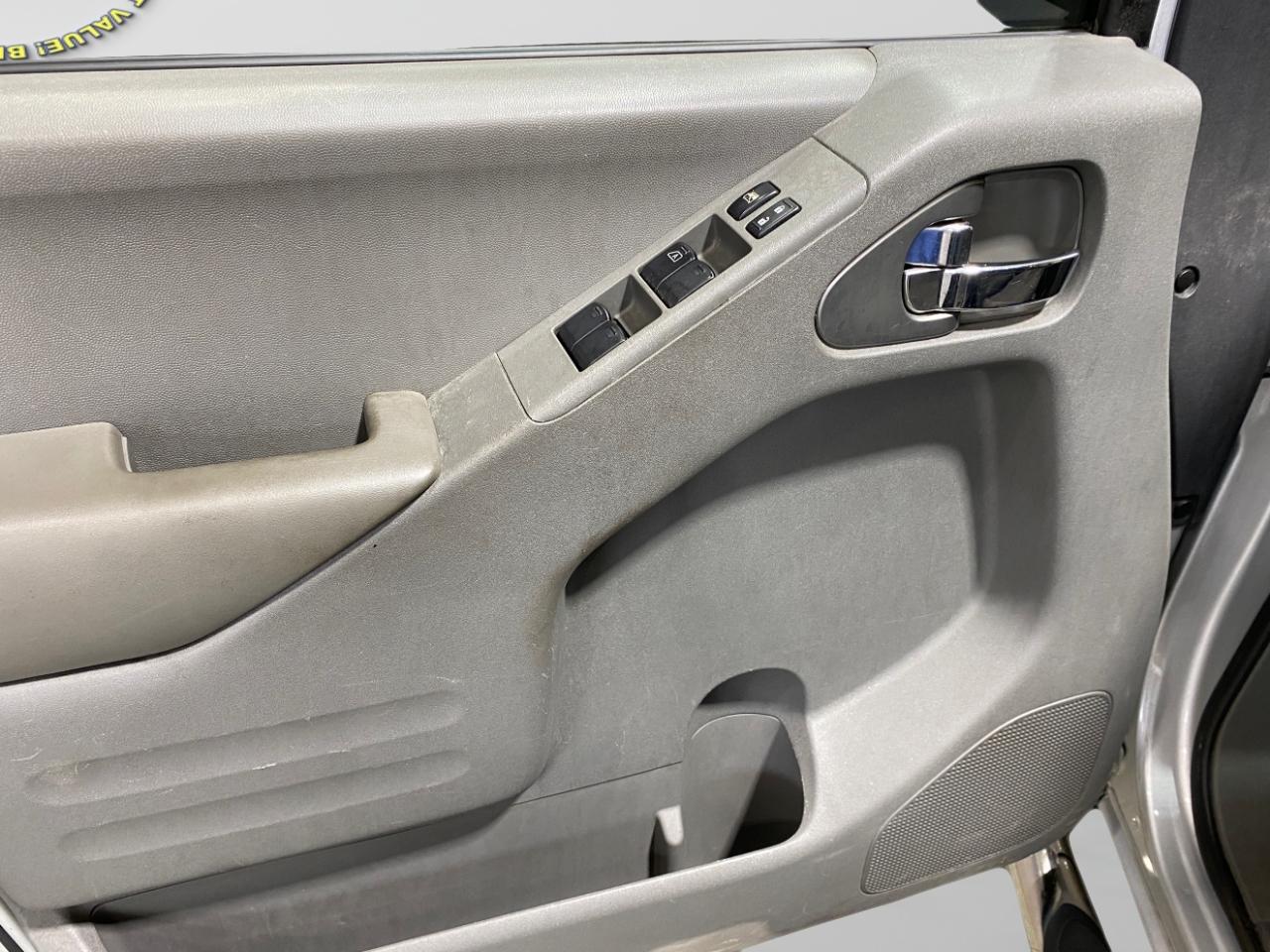 Nissan Frontier SL Crew Cab 5AT 4WD 2018