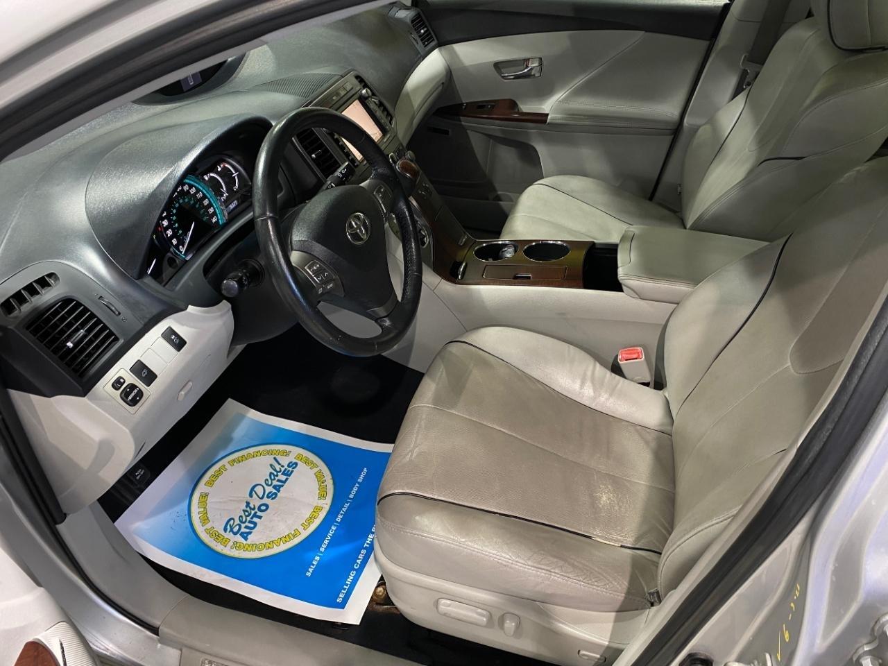 Toyota Venza AWD V6 2010