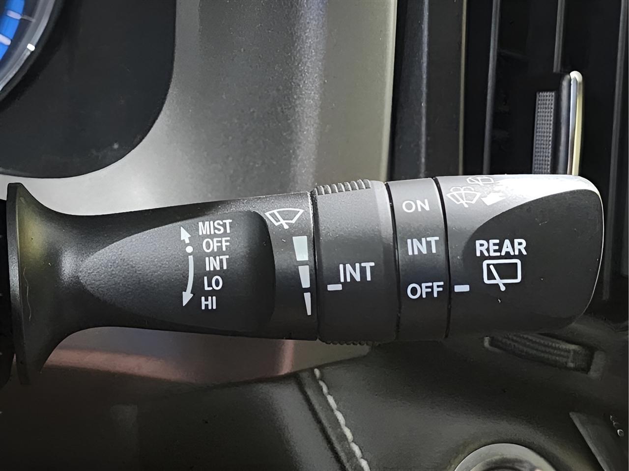 Toyota RAV4  2017
