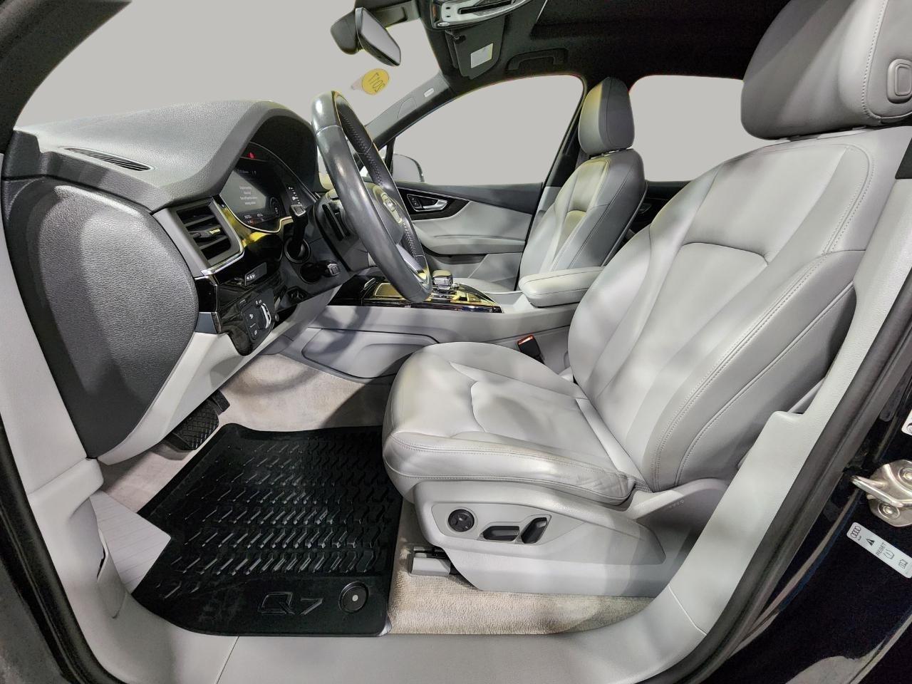 Audi Q7  2017