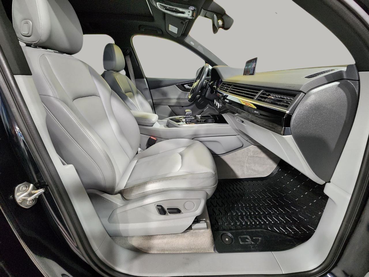 Audi Q7  2017