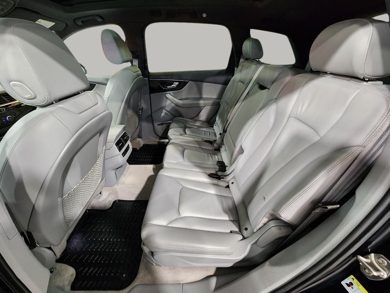 Audi Q7  2017