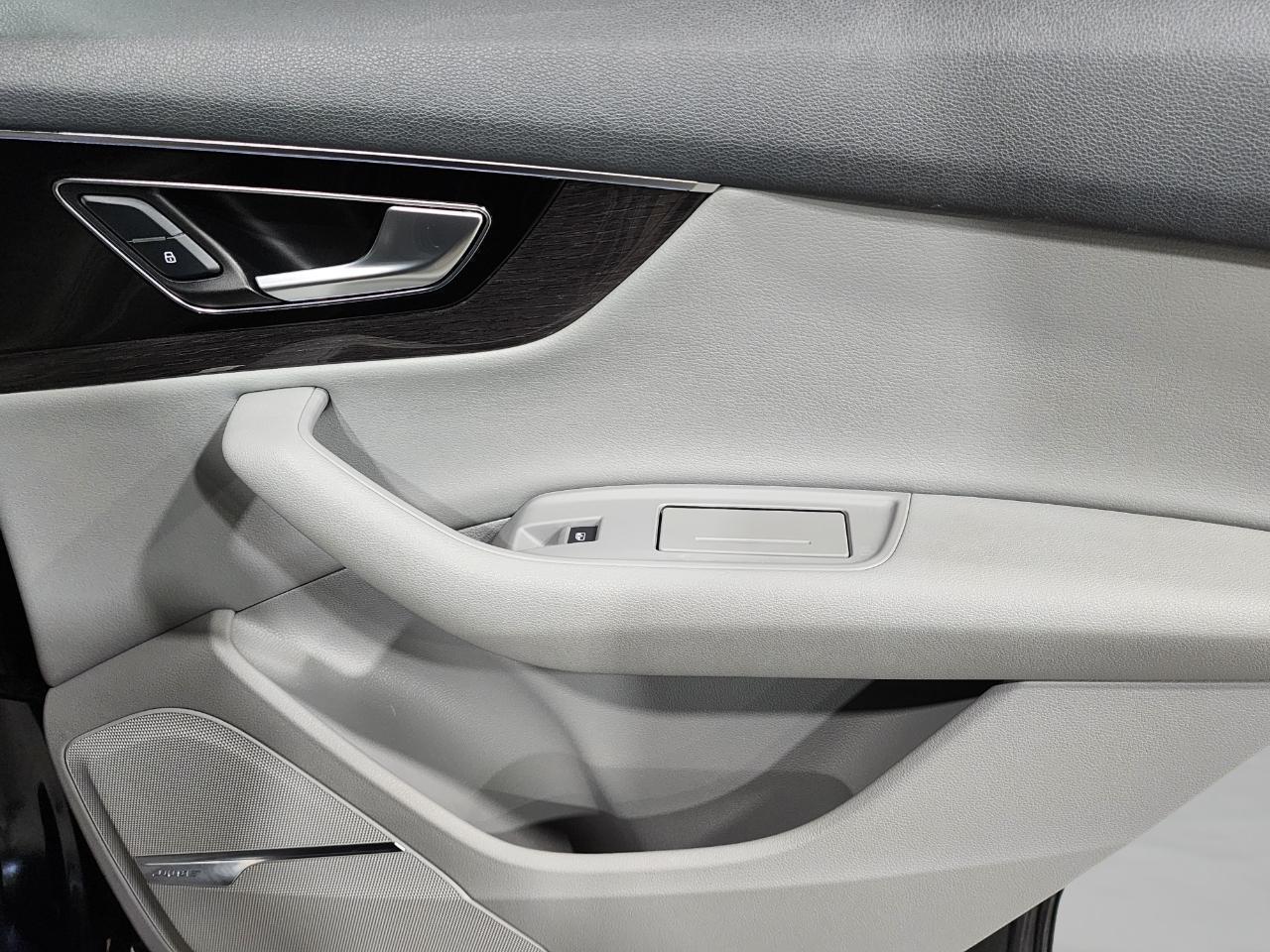 Audi Q7  2017