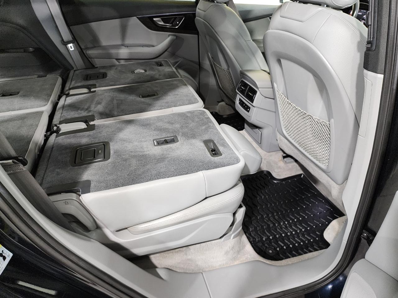 Audi Q7  2017