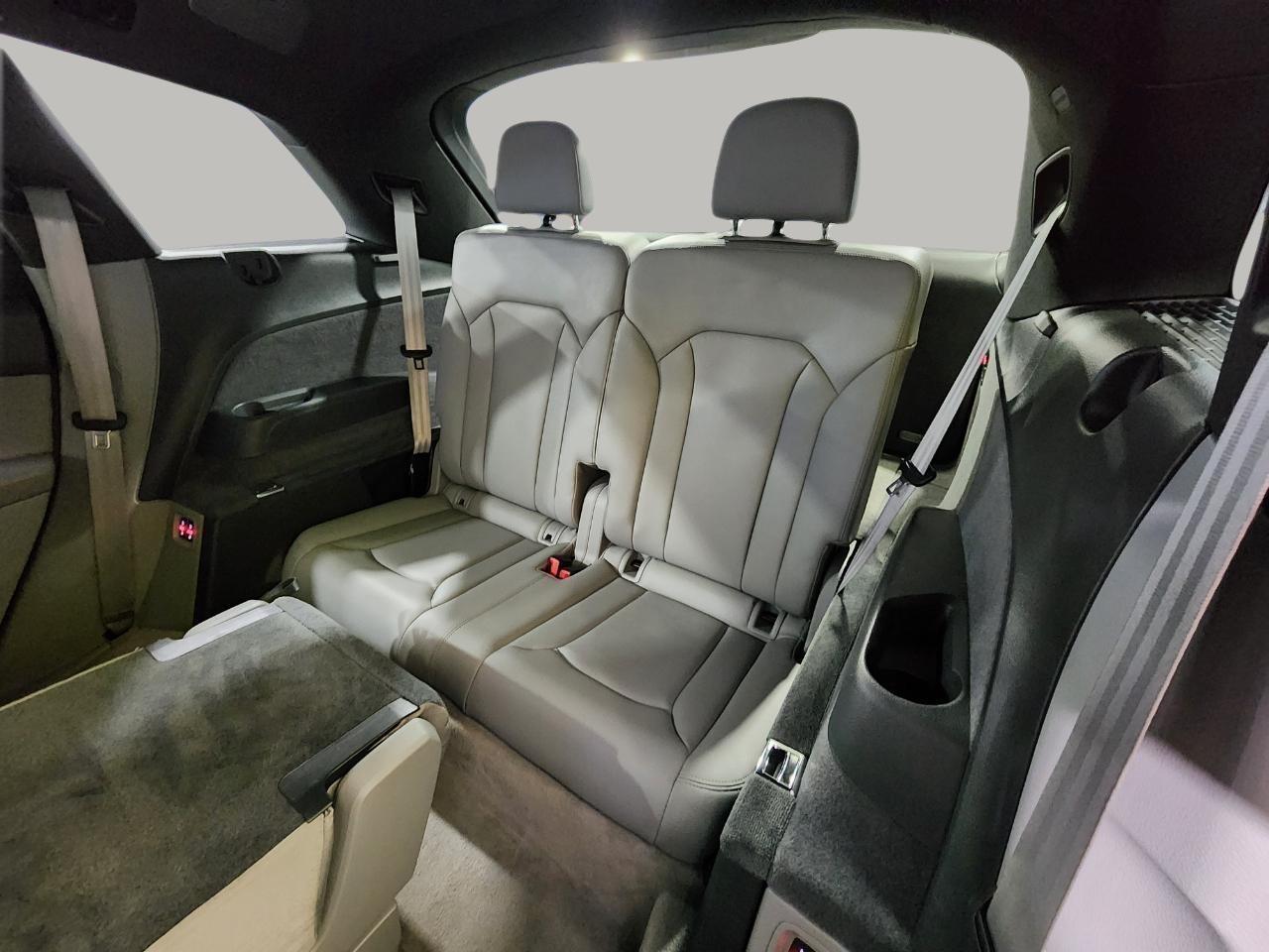 Audi Q7  2017