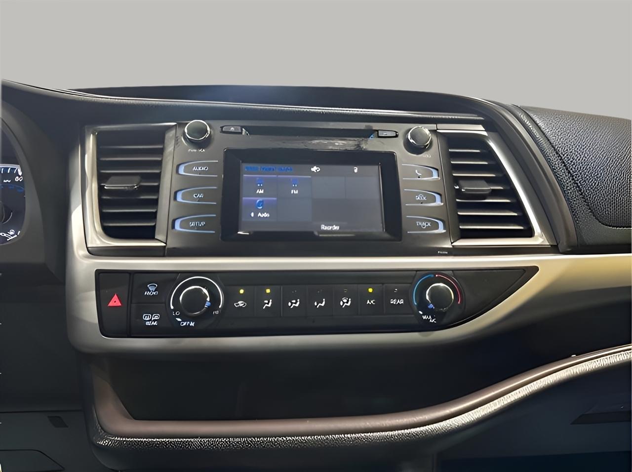 Toyota Highlander LE Plus AWD V6 2018