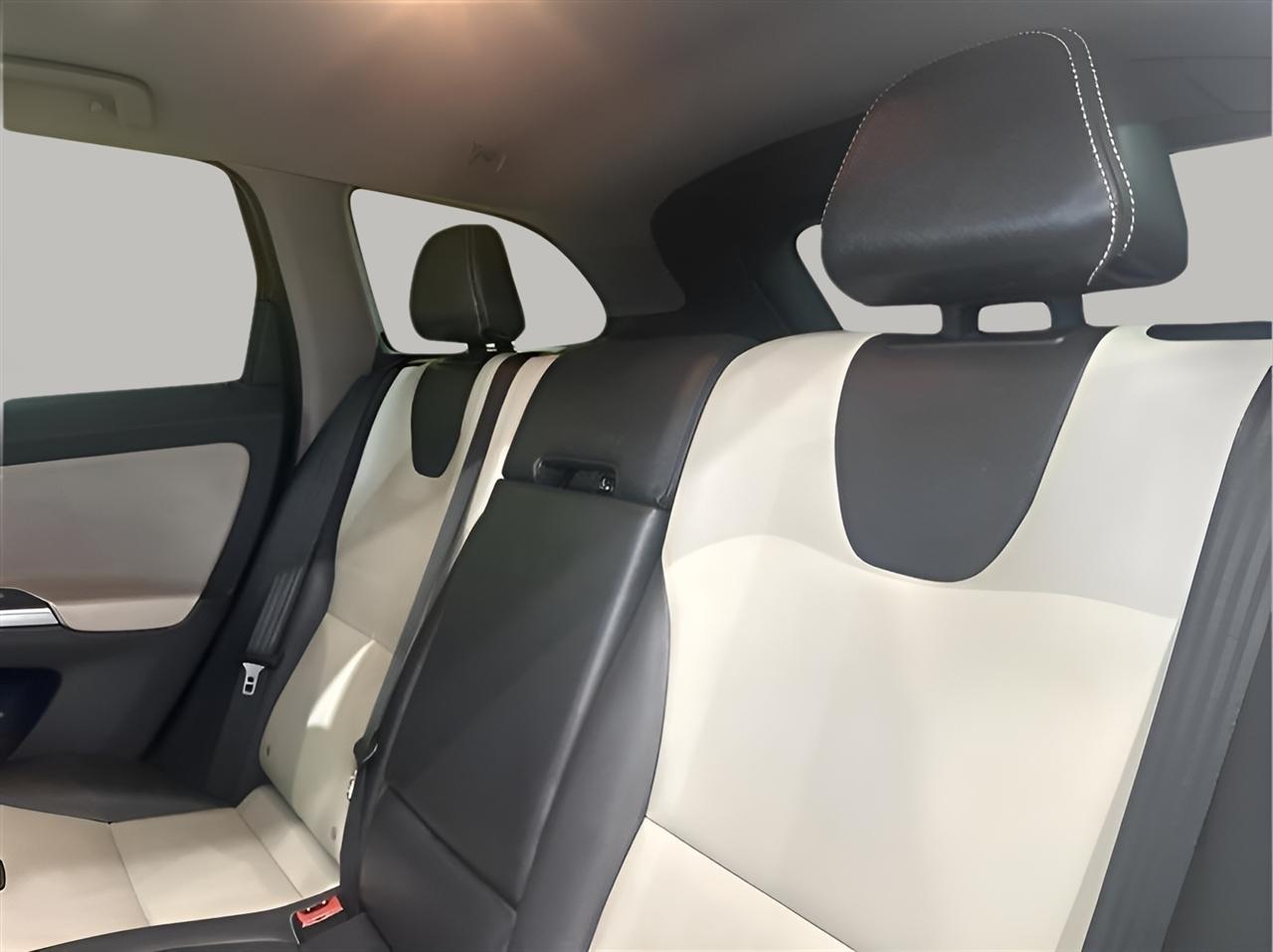 Volvo XC60 T5 Dynamic 2017