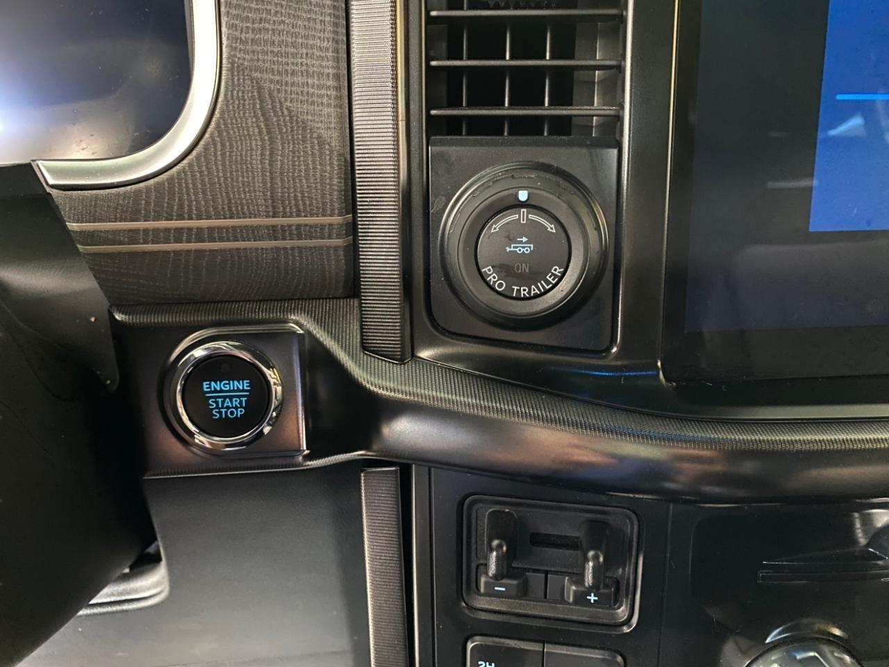 Ford F-150 Platinum 4WD SuperCrew 6.5' Box 2023