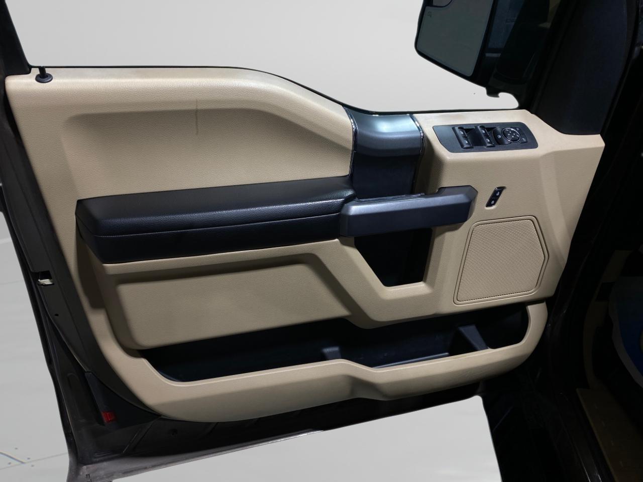 Ford F-150 XLT SuperCab 4WD 2015