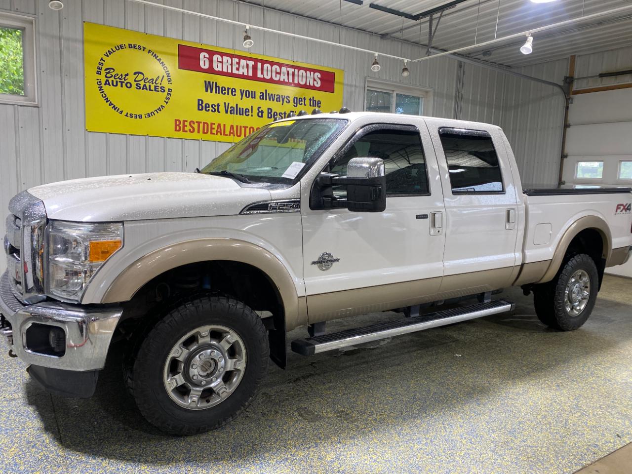 2014 Ford Super Duty F-250 SRW 2WD Crew Cab 156" Lariat