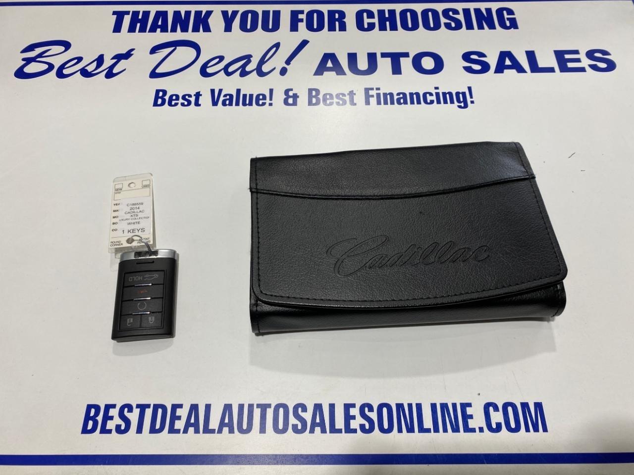 Cadillac XTS 4dr Sdn Luxury Collection FWD 2014