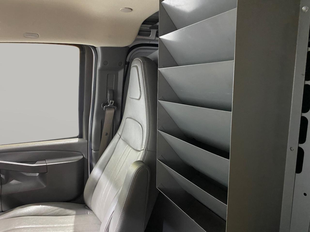 Chevrolet Express 2500  2021