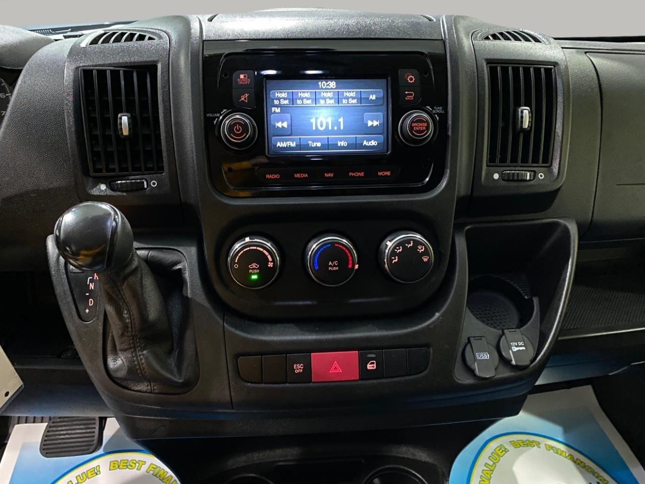 RAM 1500 ProMaster Vans Tradesman w/o Pas LR Cargo Van 118 WB 2019