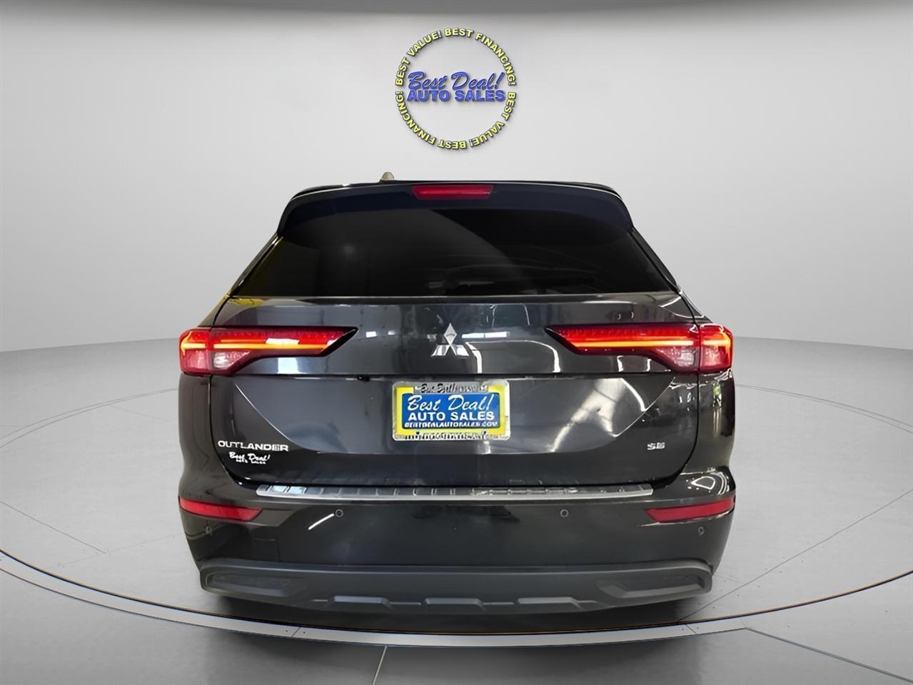Mitsubishi Outlander SE 2WD 2022