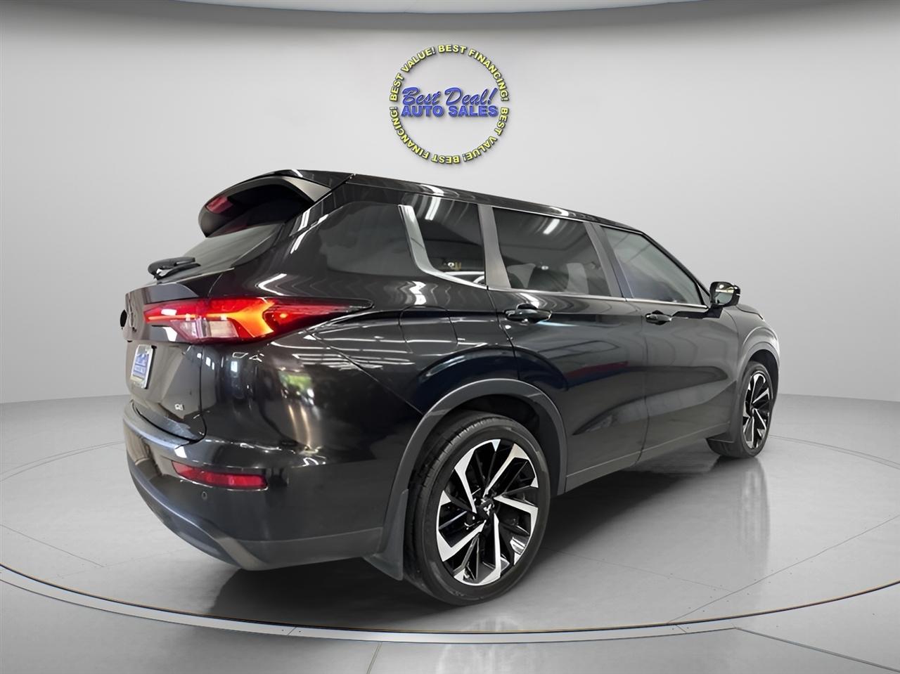 Mitsubishi Outlander SE 2WD 2022