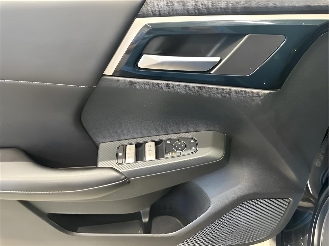 Mitsubishi Outlander SE 2WD 2022