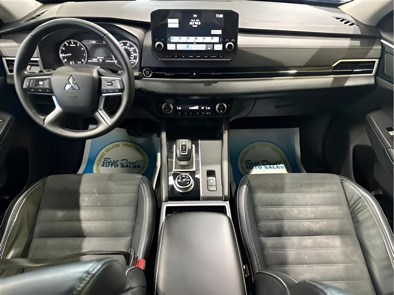 Mitsubishi Outlander SE 2WD 2022