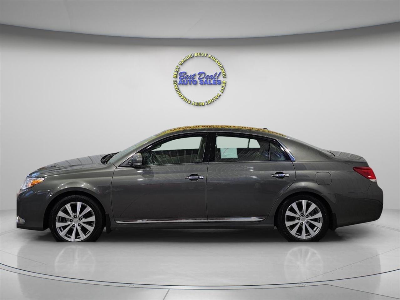 Toyota Avalon  2011