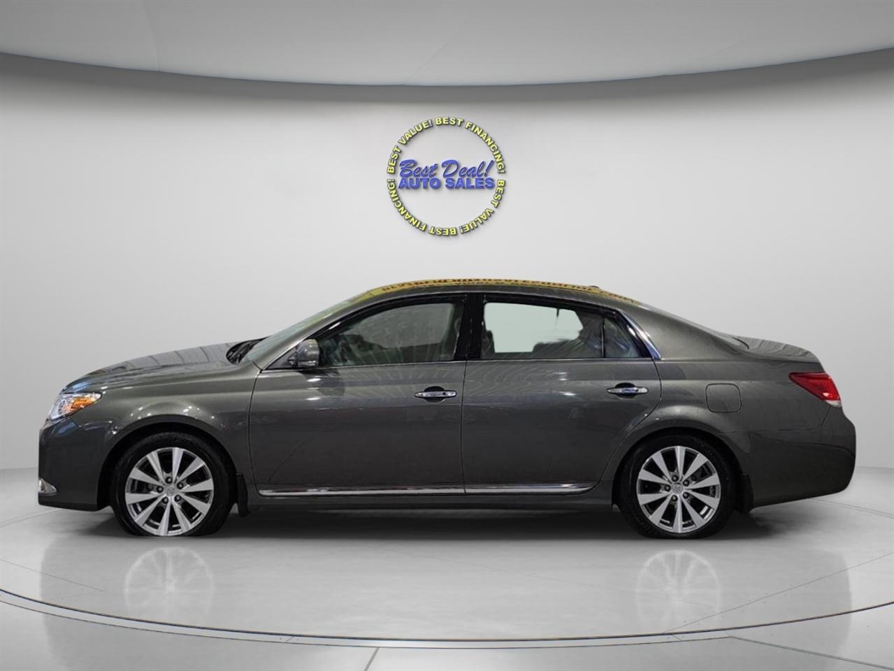 Toyota Avalon  2011