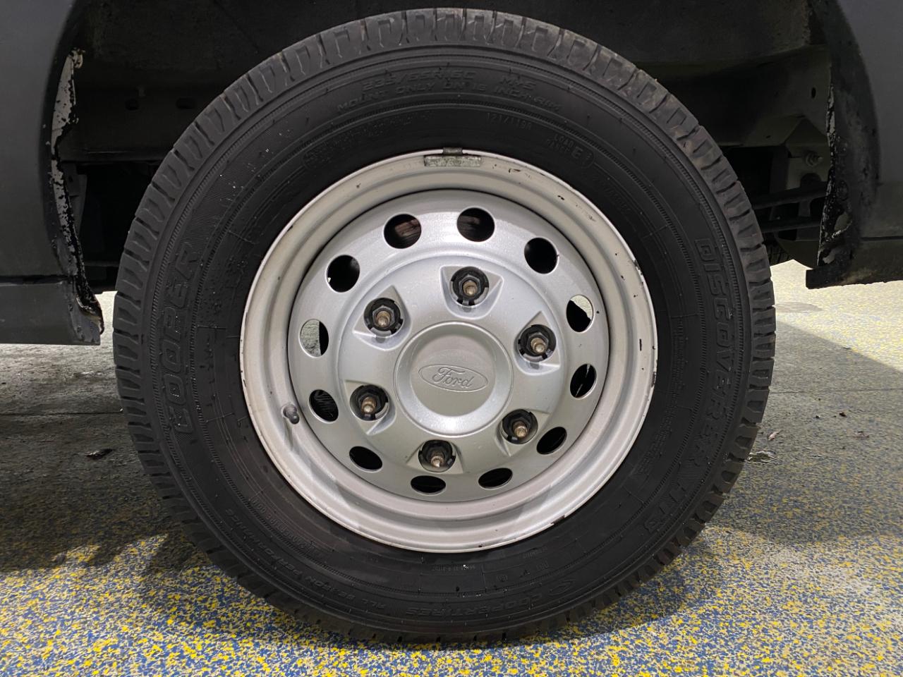 Ford Transit 150 Van Low Roof w/Sliding Pass. 148-in. WB 2022