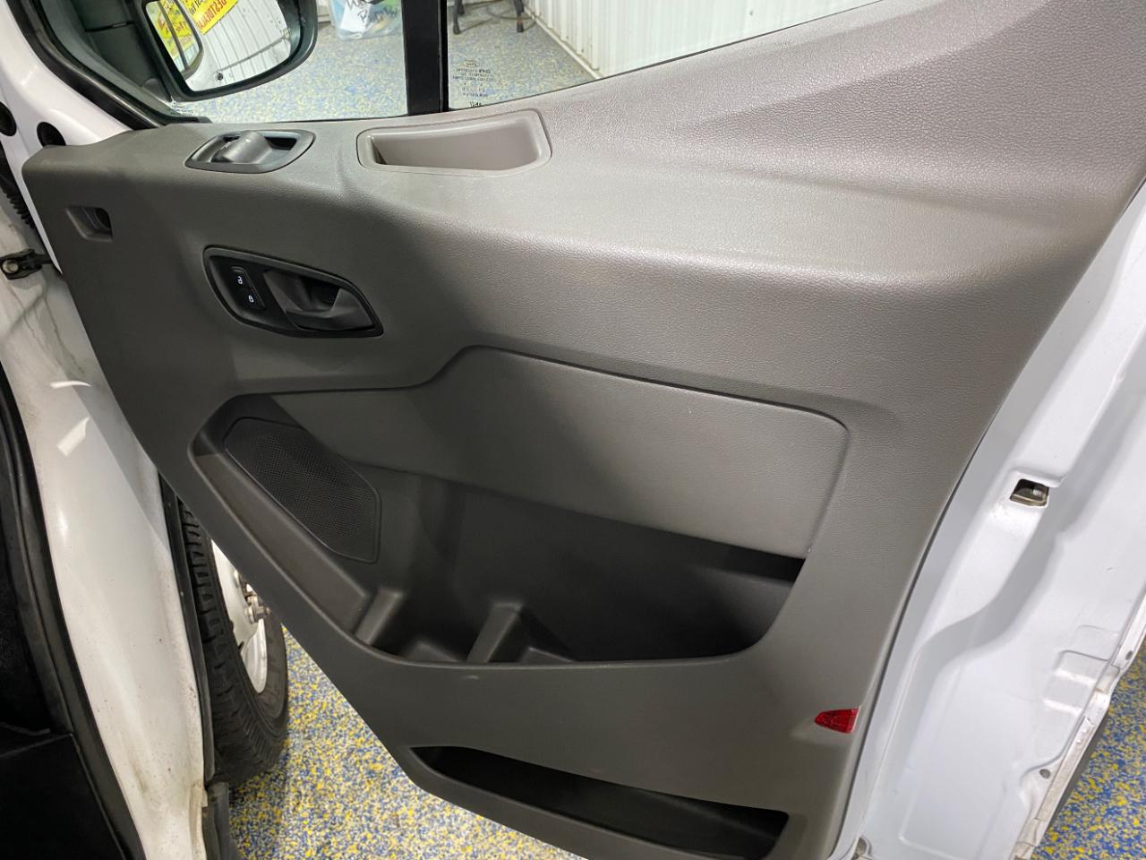 Ford Transit 150 Van Low Roof w/Sliding Pass. 148-in. WB 2022